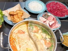 -老城鲜·小海鲜贝贝煲火锅(壹方城店)