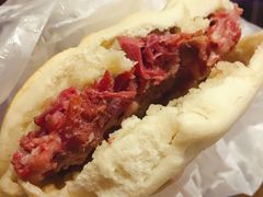 腊牛肉夹馍-杨天玉腊牛羊肉店