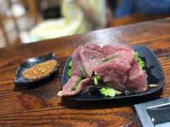 -陆记牛庄·碳锅龙虾烧烤(爱上花园店)