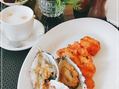 -圣丰索菲特·2 On 988 Café 自助餐厅