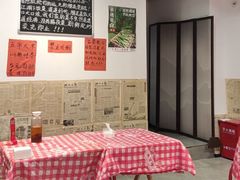 -荆九爷爆炒桥头三嫩(云南北路店)