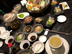 -半岛翡丽海鲜自助餐厅(观风亭店)