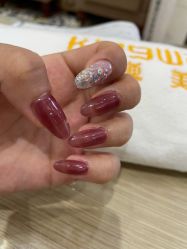 -进巍美甲美睫店