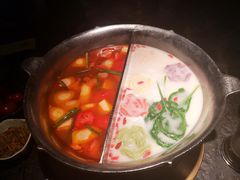 -湊湊火锅·茶憩(新中关购物中心店)
