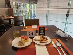 -广州天河希尔顿酒店