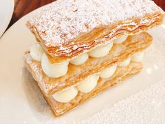 -ROAST coffee & eatery