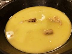 -鲜入围煮花胶鸡海鲜火锅