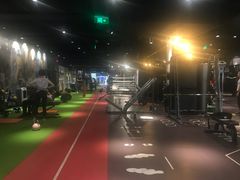 -VLines耀能运动24小时·月付制健身(京广桥店)
