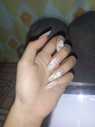 -丽心自助美甲美睫