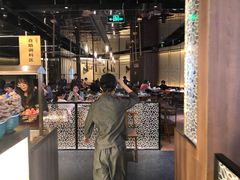 -捞王锅物料理(上海世茂广场店)