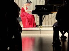-柏斯音乐艺术中心·钢琴·吉他(上音店)