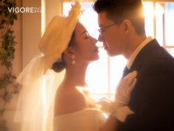 -雪中彩影婚纱摄影·微光艺术中心