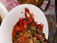 -肥肥虾庄·金牌油焖大虾(汉街SKP店)