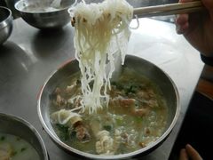 粿条汤-广场正宗原汁薏米店