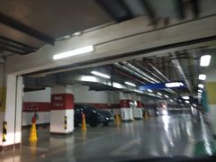 -北京银泰中心-停车场