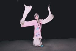 -华韵京剧摄影(洋桥角门东店)