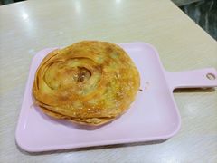 五香酥锅盔-粥传(太古里店)