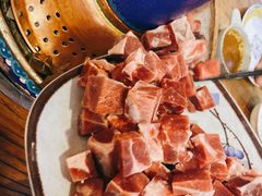 -毛辣果·贵州红酸汤牛肉火锅(西单店)