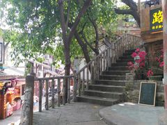 -左耳·采耳文化生活体验馆(磁器口正街店)