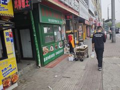 -丽虹云南过桥米线(兴工街店)
