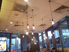 大堂-汉堡王(华润五彩城店)