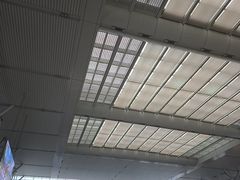 -星巴克(上海虹桥站2A检票口)