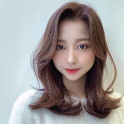 -AYO SALON