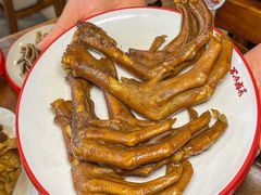 -老鼎万春卤菜(五代传承创始老店)