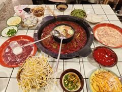 -财二舅火锅招待所