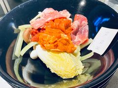 -食乐佳麻辣香锅(森林摩尔商业街区店)