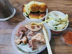 -燕子煨汤(山海关路店)