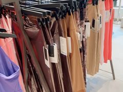 -lululemon(比斯特购物村店)