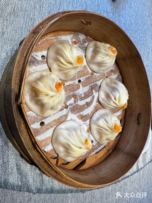 绿波廊(豫园店)蟹粉小笼包图片