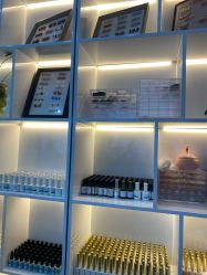 -柒朵科技美肤中心