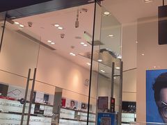 -LensCrafters亮视点·OAKLEY精选(静安嘉里中心店)
