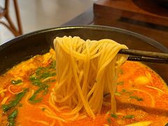 -银米·云南传统过桥米线(双廊黑金冠店)