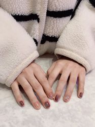 -爱空间美睫健康美甲