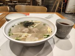 -馋三尺蟹粉小笼(人民广场店)