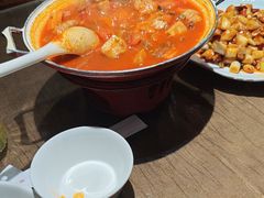 -东口码头·烧鸽子·鱼头泡饼·地方菜(金鹰悦城店)