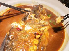 -卢大鲜鱼头捞饭(美利广场店)