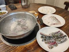 -正能量脆肉鲩火锅