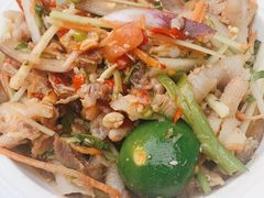 老挝舂鸡脚-半坡九号老挝冰咖啡