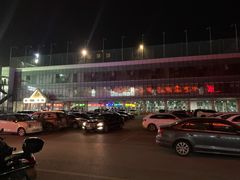 -健龙森俱乐部·游泳·健身·羽毛球综合体育馆