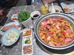 -禄婶鸡煲·打边炉
