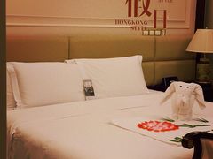 -深圳富苑皇冠假日套房酒店
