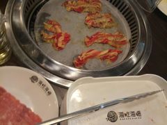 -海吃海喝海鲜烤肉餐厅