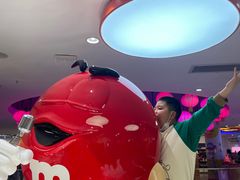 -m豆巧克力世界(上海世茂广场店)