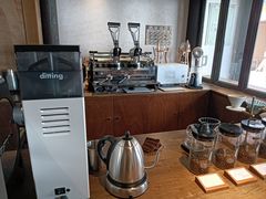 -Metal hands·铁手咖啡