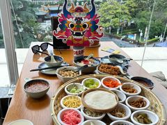 -包整·丝娃娃(一览甲秀楼风景店)