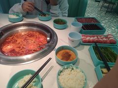 -季季红火锅(柳州城中万达二店)